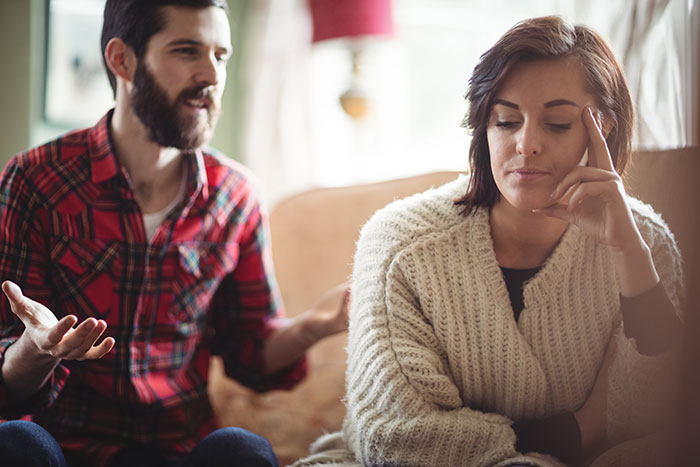 14YO Comes Out As Gay, Initially Supportive Husband Gets Convinced By Toxic MIL To Reject Daughter