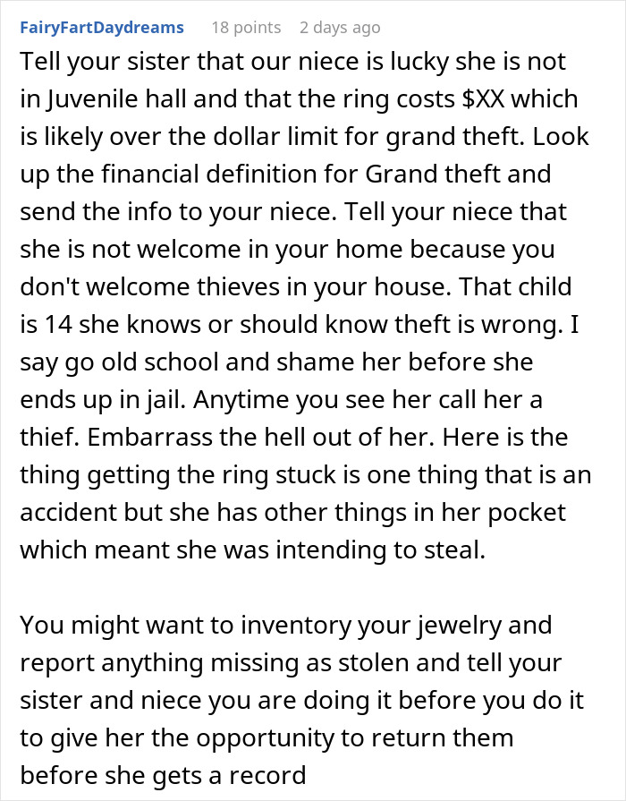 14YO Sneakily Wears Aunt’s Sapphire Engagement Ring, Mommy Calls It Her Property As It&rsquo;s Stuck