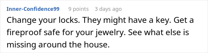 14YO Sneakily Wears Aunt’s Sapphire Engagement Ring, Mommy Calls It Her Property As It&rsquo;s Stuck