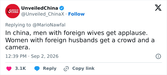 Crowd Surrounds Woman In Public For Dating A Foreigner As Disturbing New “Shaming Trend” Spreads