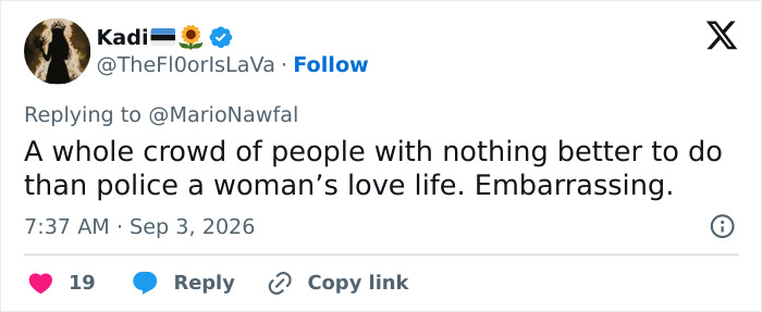 Crowd Surrounds Woman In Public For Dating A Foreigner As Disturbing New “Shaming Trend” Spreads