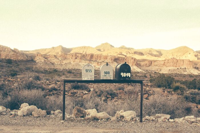 This Photographer Explores The Rusty And Dusty Remnants Of A Bygone American West (29 Pics) This Photographer Explores The Rusty And Dusty Remnants Of A Bygone American West (29 Pics)