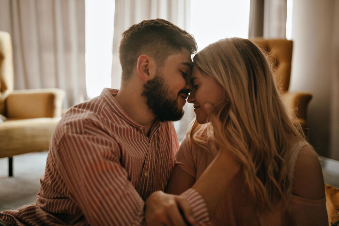 48 Things Everyone Loves To Romanticize Except Those Who Actually Experienced Them 48 Things Everyone Loves To Romanticize Except Those Who Actually Experienced Them