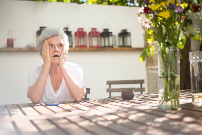 54 Service Workers Share The Weirdest Things They’ve Ever Walked Into At A Client’s Home 54 Service Workers Share The Weirdest Things They’ve Ever Walked Into At A Client’s Home
