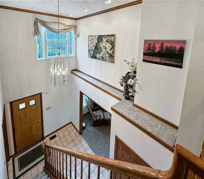 52 Times People Took Inspiration From Mansions But What They&rsquo;ve Built Was A Version From Temu