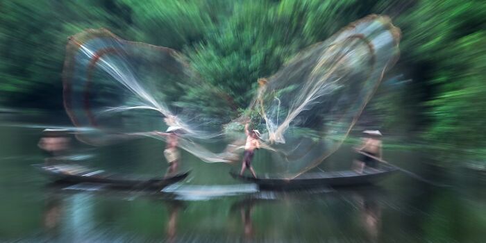 24 Travel Photos Awarded By The Artist Gallery That Capture Remarkable Places And People