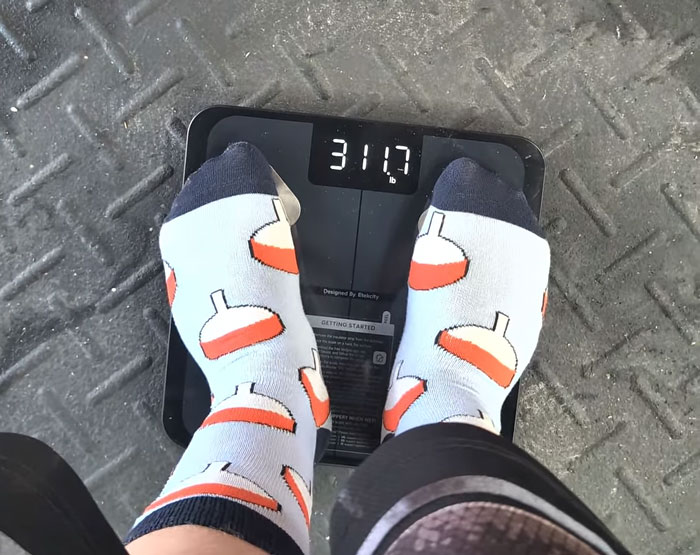 Overweight Man Turns Grief Into Motivation, Goes From 311LBS To 180LBS In One Year After Losing His Dad