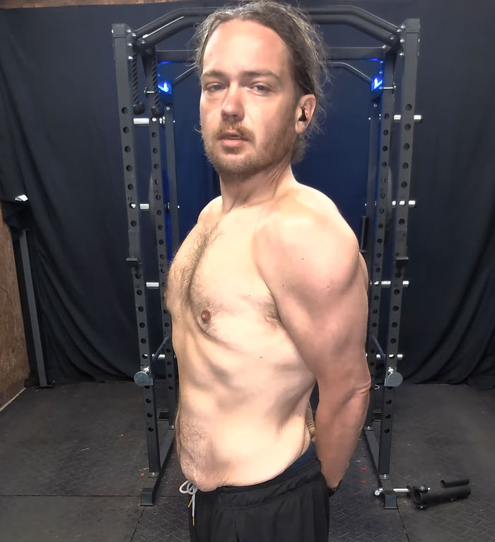 Overweight Man Turns Grief Into Motivation, Goes From 311LBS To 180LBS In One Year After Losing His Dad