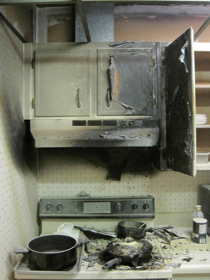 73 Unfortunate Kitchen Fails That Are So Bad It Would Be Best To Throw The Whole Kitchen Away
