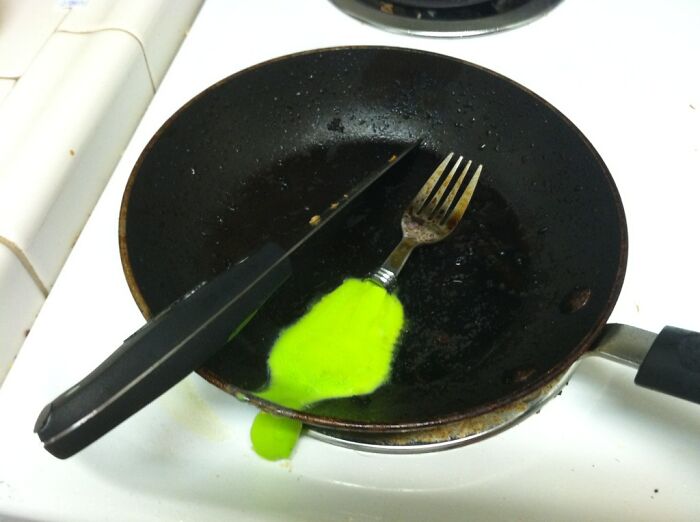 73 Unfortunate Kitchen Fails That Are So Bad It Would Be Best To Throw The Whole Kitchen Away