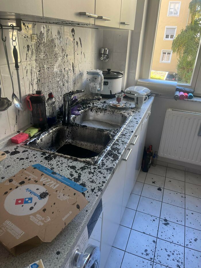 73 Unfortunate Kitchen Fails That Are So Bad It Would Be Best To Throw The Whole Kitchen Away