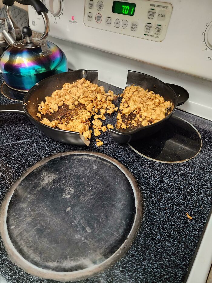 73 Unfortunate Kitchen Fails That Are So Bad It Would Be Best To Throw The Whole Kitchen Away