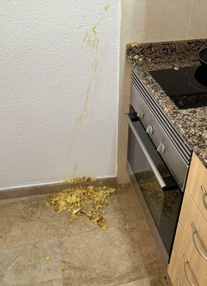 73 Unfortunate Kitchen Fails That Are So Bad It Would Be Best To Throw The Whole Kitchen Away