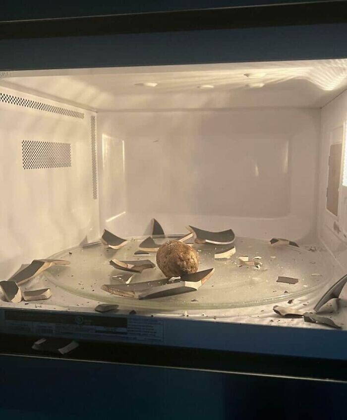 73 Unfortunate Kitchen Fails That Are So Bad It Would Be Best To Throw The Whole Kitchen Away