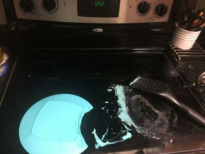 73 Unfortunate Kitchen Fails That Are So Bad It Would Be Best To Throw The Whole Kitchen Away