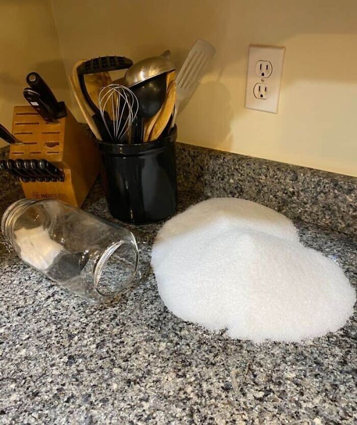 73 Unfortunate Kitchen Fails That Are So Bad It Would Be Best To Throw The Whole Kitchen Away