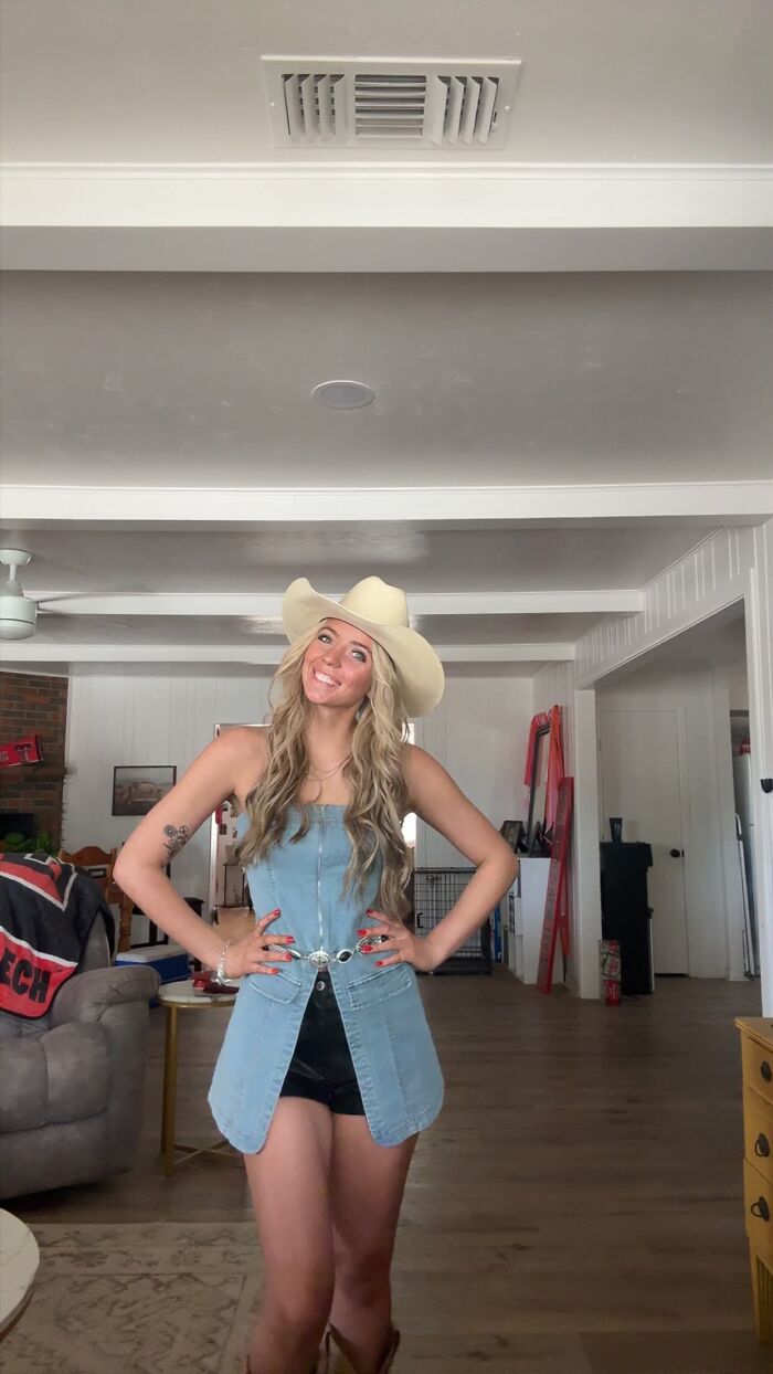 69 People Share Pics Proving That Just Because You Look MAGA Doesn’t Mean You Are 69 People Share Pics Proving That Just Because You Look MAGA Doesn’t Mean You Are