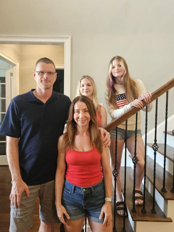 69 People Share Pics Proving That Just Because You Look MAGA Doesn’t Mean You Are 69 People Share Pics Proving That Just Because You Look MAGA Doesn’t Mean You Are
