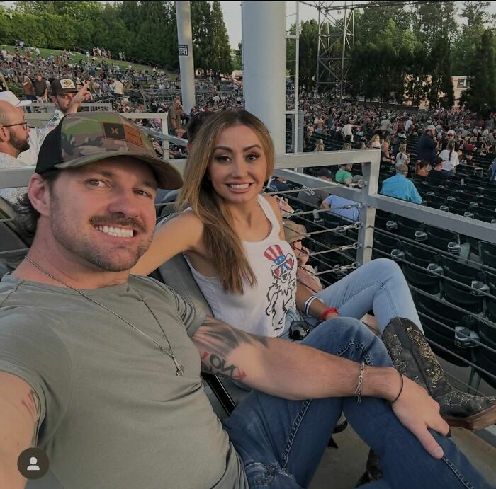 69 People Share Pics Proving That Just Because You Look MAGA Doesn’t Mean You Are 69 People Share Pics Proving That Just Because You Look MAGA Doesn’t Mean You Are