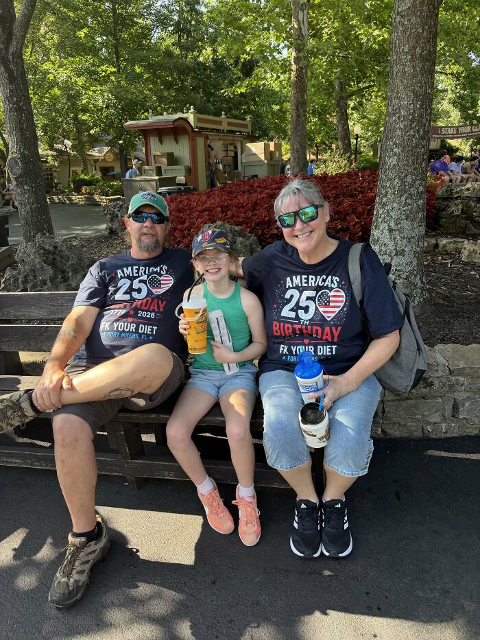 69 People Share Pics Proving That Just Because You Look MAGA Doesn’t Mean You Are 69 People Share Pics Proving That Just Because You Look MAGA Doesn’t Mean You Are