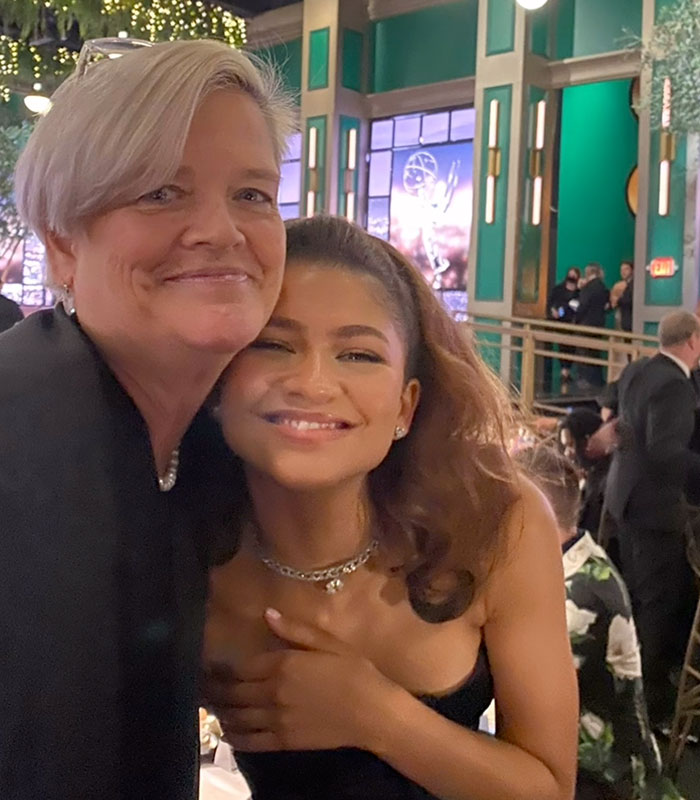 Zendaya’s Mom Says Cruel Comments About Her Looks Made Her Understand Why People Quit Instagram Zendaya’s Mom Says Cruel Comments About Her Looks Made Her Understand Why People Quit Instagram
