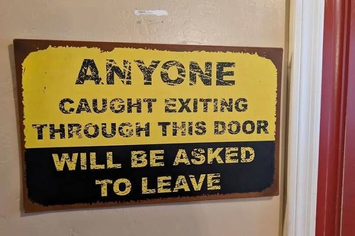 97 Ridiculous Signs That Accidentally Became Comedy Gold 97 Ridiculous Signs That Accidentally Became Comedy Gold