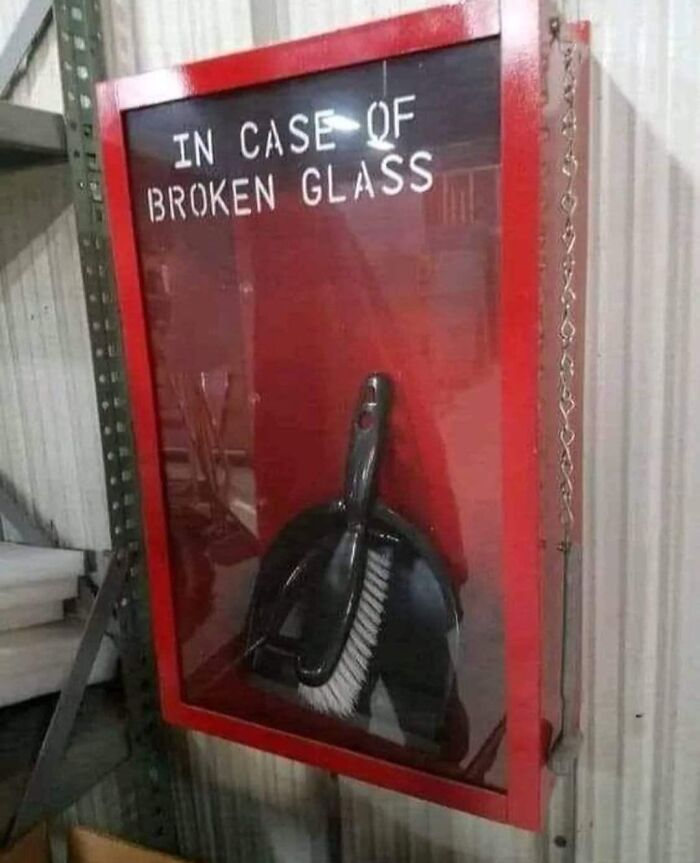 97 Ridiculous Signs That Accidentally Became Comedy Gold 97 Ridiculous Signs That Accidentally Became Comedy Gold