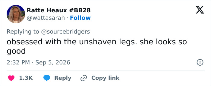 Phoebe Bridgers’ Visible Leg Hair Sparks Emotional Reaction From Fan: “You Are So Important To Me” Phoebe Bridgers’ Visible Leg Hair Sparks Emotional Reaction From Fan: “You Are So Important To Me”