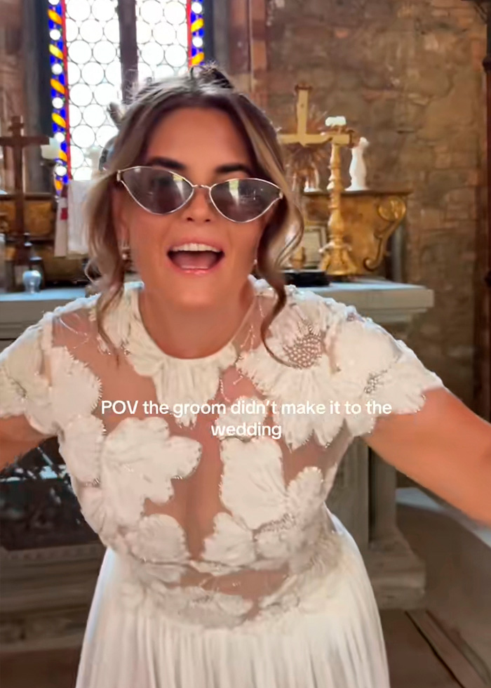 Bride Dumped A Week Before Pricey Destination Wedding Decides To Go Ahead Without The Groom