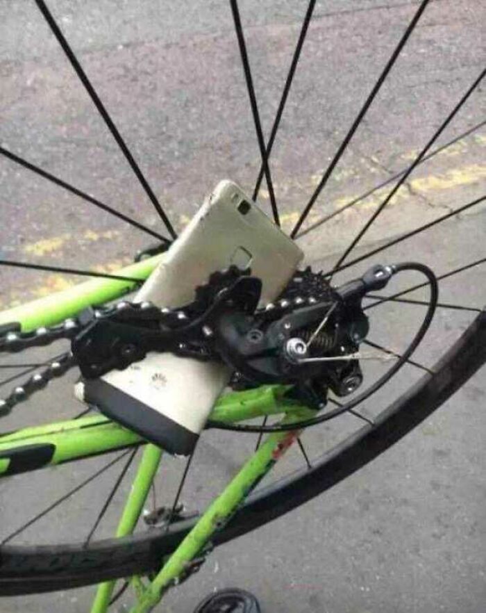 100 Extremely Unlikely Moments That People Somehow Managed To Capture