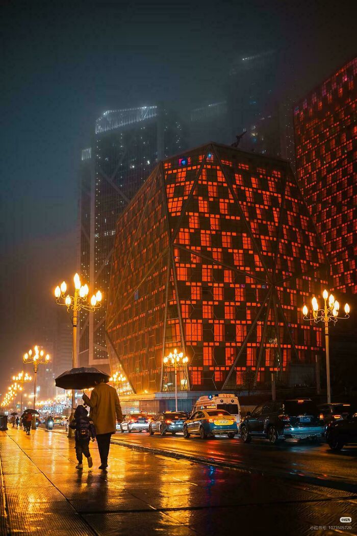93 Buildings That Were Probably Built For An Evil Mastermind To Plan How They Will Conquer The World (New Pics)