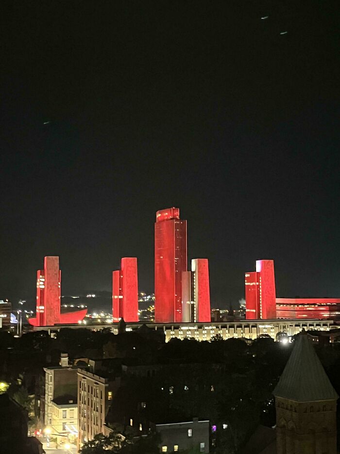 93 Buildings That Were Probably Built For An Evil Mastermind To Plan How They Will Conquer The World (New Pics)
