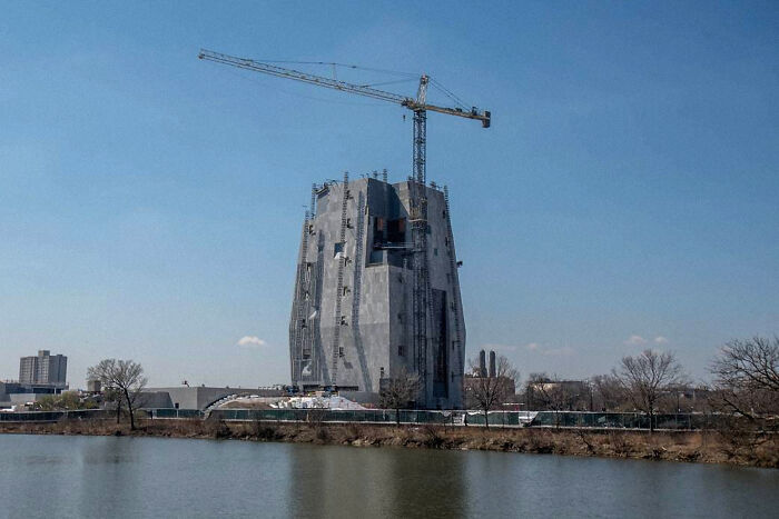 93 Buildings That Were Probably Built For An Evil Mastermind To Plan How They Will Conquer The World (New Pics)