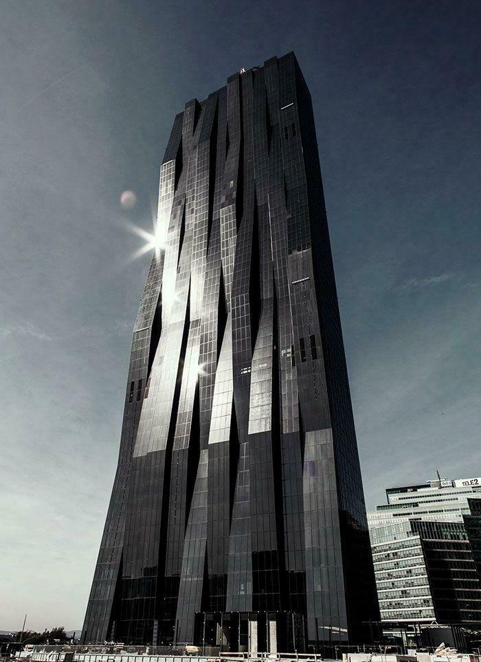 93 Buildings That Were Probably Built For An Evil Mastermind To Plan How They Will Conquer The World (New Pics)