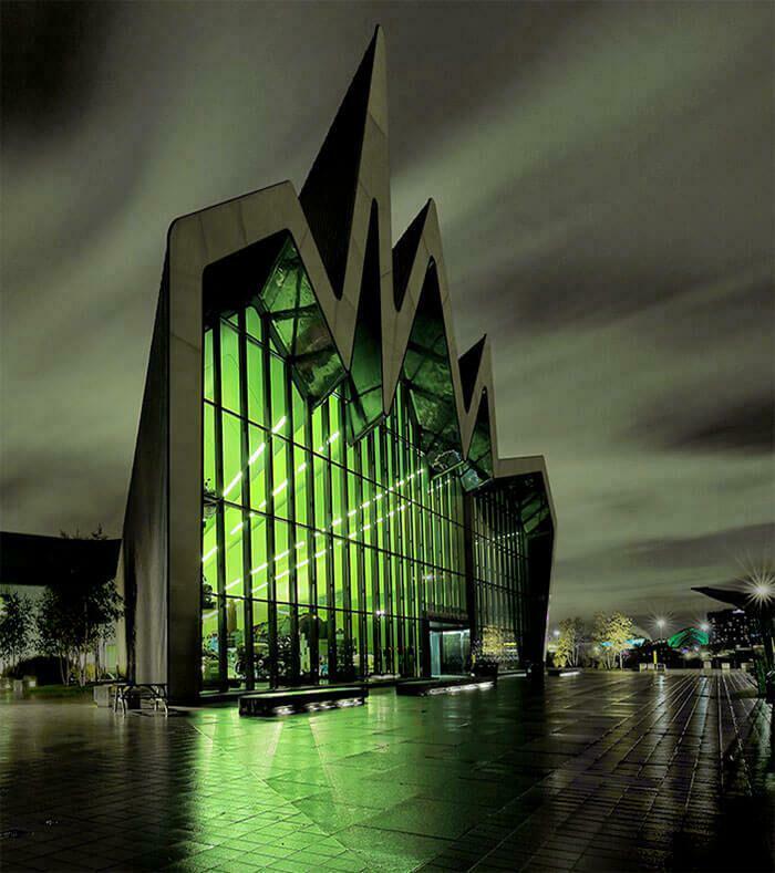 93 Buildings That Were Probably Built For An Evil Mastermind To Plan How They Will Conquer The World (New Pics)
