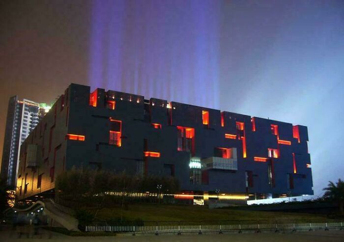93 Buildings That Were Probably Built For An Evil Mastermind To Plan How They Will Conquer The World (New Pics)