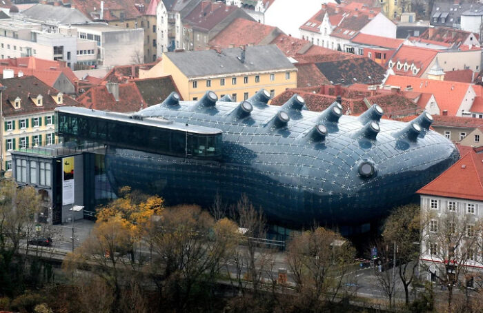 93 Buildings That Were Probably Built For An Evil Mastermind To Plan How They Will Conquer The World (New Pics)