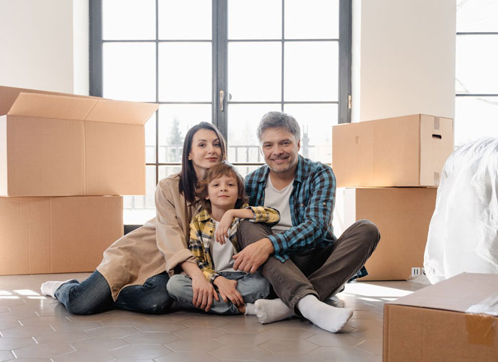 Mom Thinks Her Son And His Wife Should Live By Her Rules While She’s Visiting