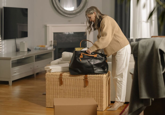 Mom Thinks Her Son And His Wife Should Live By Her Rules While She’s Visiting