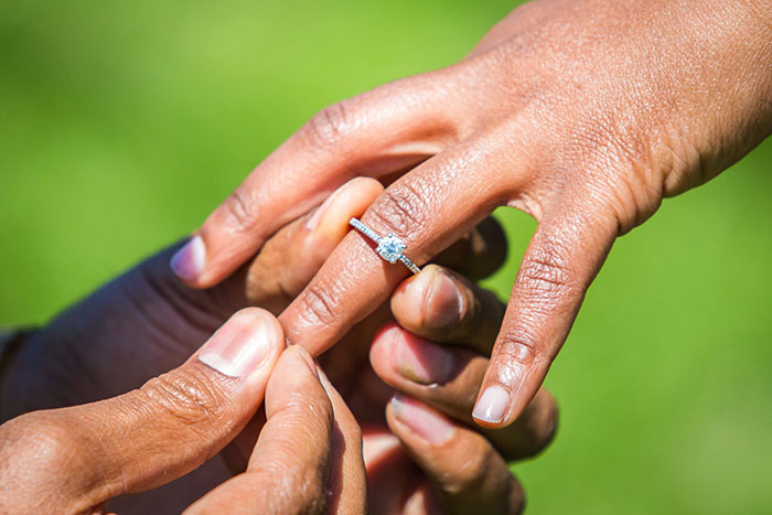 56 Women Who Turned Down Marriage Proposals And Knew They’d Made The Right Choice 56 Women Who Turned Down Marriage Proposals And Knew They’d Made The Right Choice