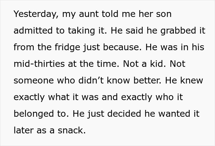 A 28-Year-Old Wedding Cake Mystery Gets Accidentally Solved, Leaves Bride Even More Upset A 28-Year-Old Wedding Cake Mystery Gets Accidentally Solved, Leaves Bride Even More Upset