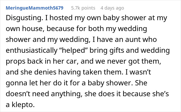 A 28-Year-Old Wedding Cake Mystery Gets Accidentally Solved, Leaves Bride Even More Upset A 28-Year-Old Wedding Cake Mystery Gets Accidentally Solved, Leaves Bride Even More Upset