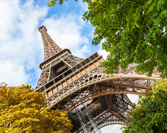 Eiffel Tower Closed Amid Outrage After Visiting Hindu Guru Demands Women Be “Made Invisible” And Management Complies