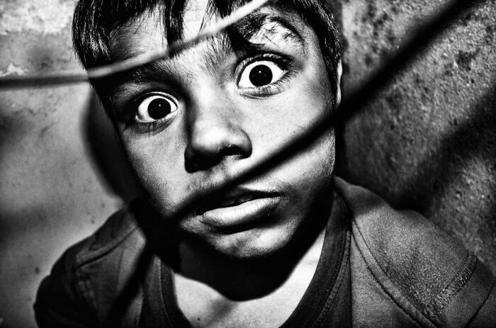 Murat Harmanlikli’s Street Photos Capture The Curiosity, Joy, And Intensity Of Childhood (31 Pics) Murat Harmanlikli’s Street Photos Capture The Curiosity, Joy, And Intensity Of Childhood (31 Pics)