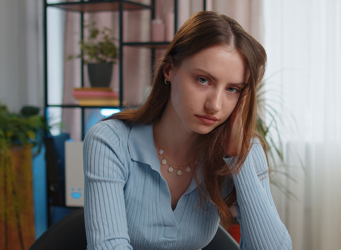 Widowed Dad Remarries Within 6 Months, Sends Daughters A Legal Letter Cutting Them Out Of The Will Widowed Dad Remarries Within 6 Months, Sends Daughters A Legal Letter Cutting Them Out Of The Will