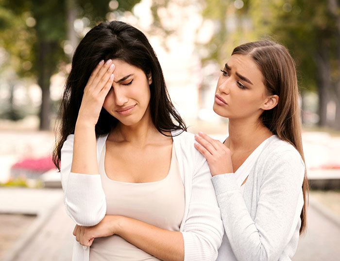 Bride Plans A Forever With A Guy Who Proposed With A String, BFF Is Running Out Of Ways To Say “Run” Bride Plans A Forever With A Guy Who Proposed With A String, BFF Is Running Out Of Ways To Say “Run”