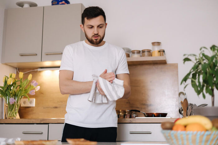 57 Disgusting Things People Saw Their Partners Do That Made Their Stomachs Turn 57 Disgusting Things People Saw Their Partners Do That Made Their Stomachs Turn