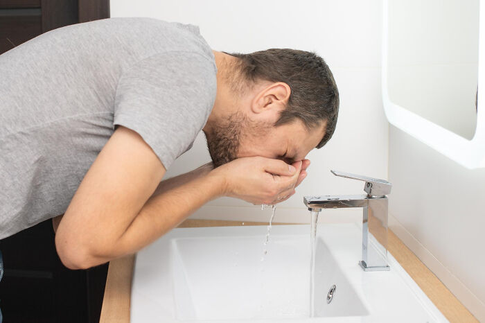 57 Disgusting Things People Saw Their Partners Do That Made Their Stomachs Turn 57 Disgusting Things People Saw Their Partners Do That Made Their Stomachs Turn