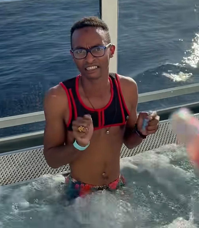 Pastor Faces Damning Scrutiny As Users Identify Him As Alleged Cruise Ticket Scammer: “Is He Going To Jail?” Pastor Faces Damning Scrutiny As Users Identify Him As Alleged Cruise Ticket Scammer: “Is He Going To Jail?”