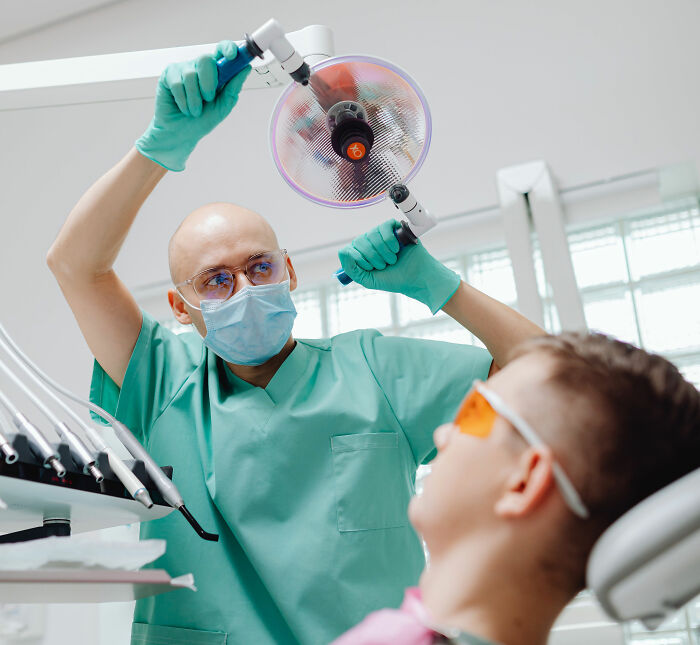 Hypochondriacs, Look Away: 61 Seemingly Innocent Health Symptoms That Terrify Doctors